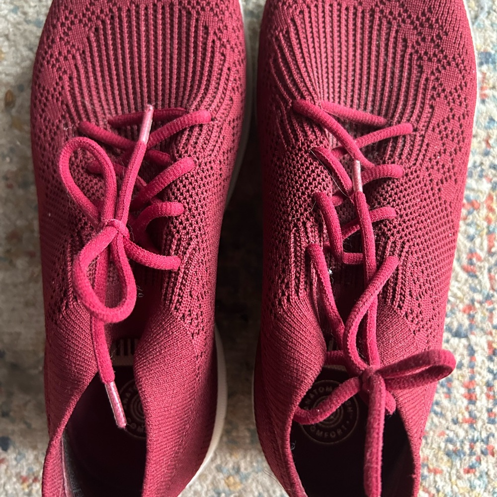 Fitflop Maroon Knit Athletic Shoes